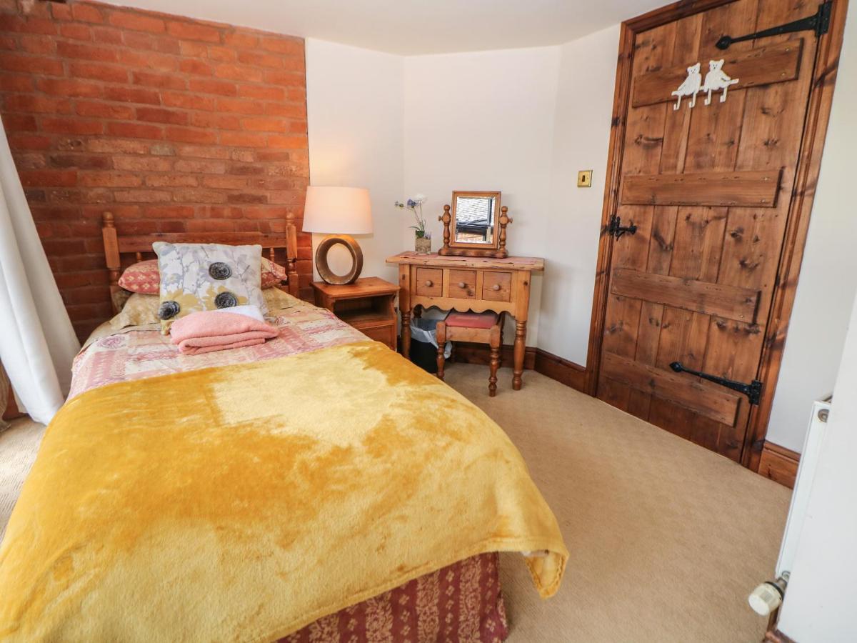 The Haybarn Villa Lichfield Eksteriør billede